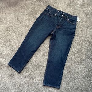 Old Navy High-Rise Slouchy Straight Jeans. Size 6